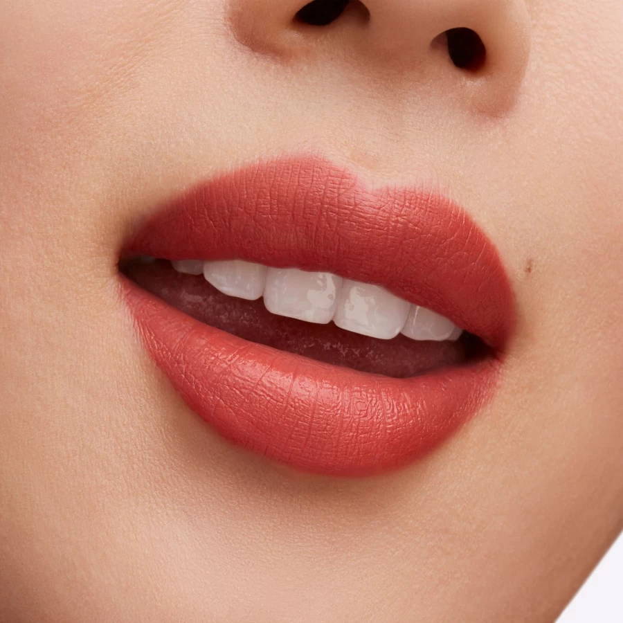 MAC COSMETICS Lipstick in Shade Orange - Tempting Fate Tarnished Reputation Matte Finish