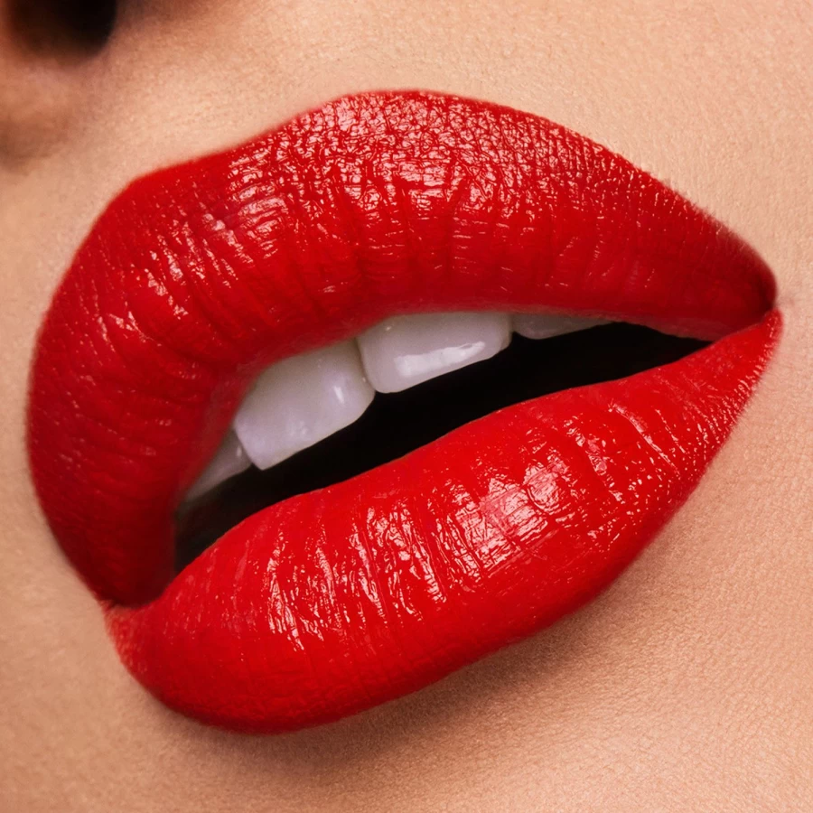 ESTÉE LAUDER Pure Color Creme Lipstick in Brick Red - Shade 520 Carnal